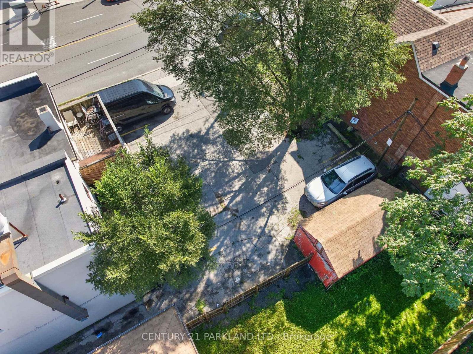 549 Sammon Avenue, Toronto, Ontario  M4J 2B3 - Photo 32 - E13770736