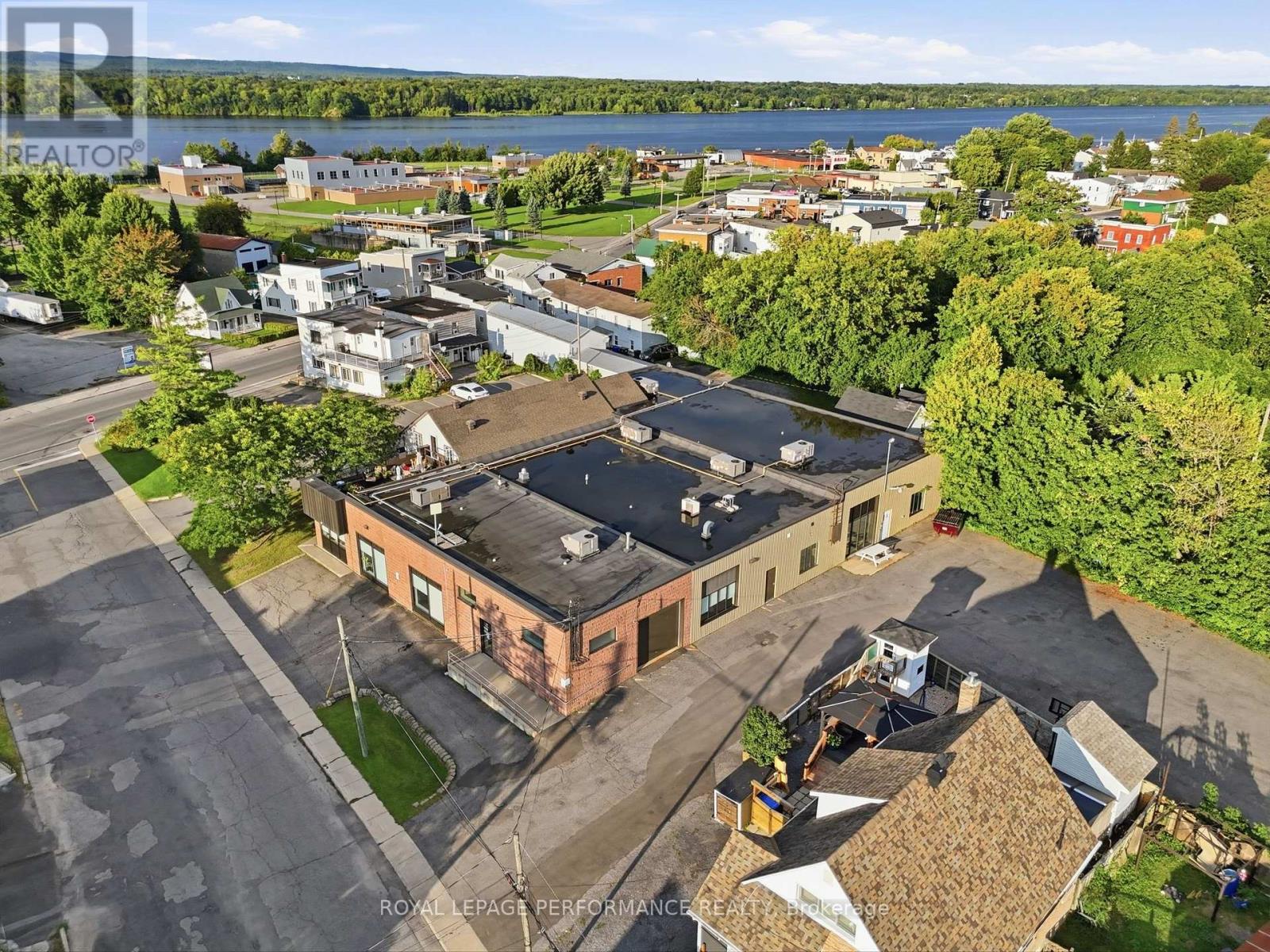 692 Main Street E, Hawkesbury, Ontario  K6A 1B4 - Photo 38 - X13770874