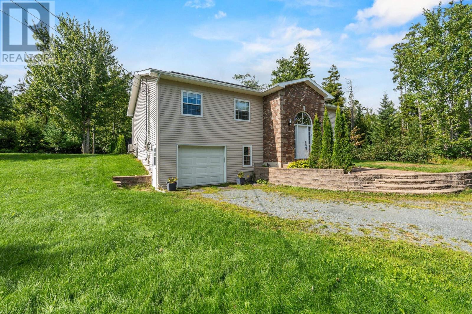 12 Loriann Drive photo 41
