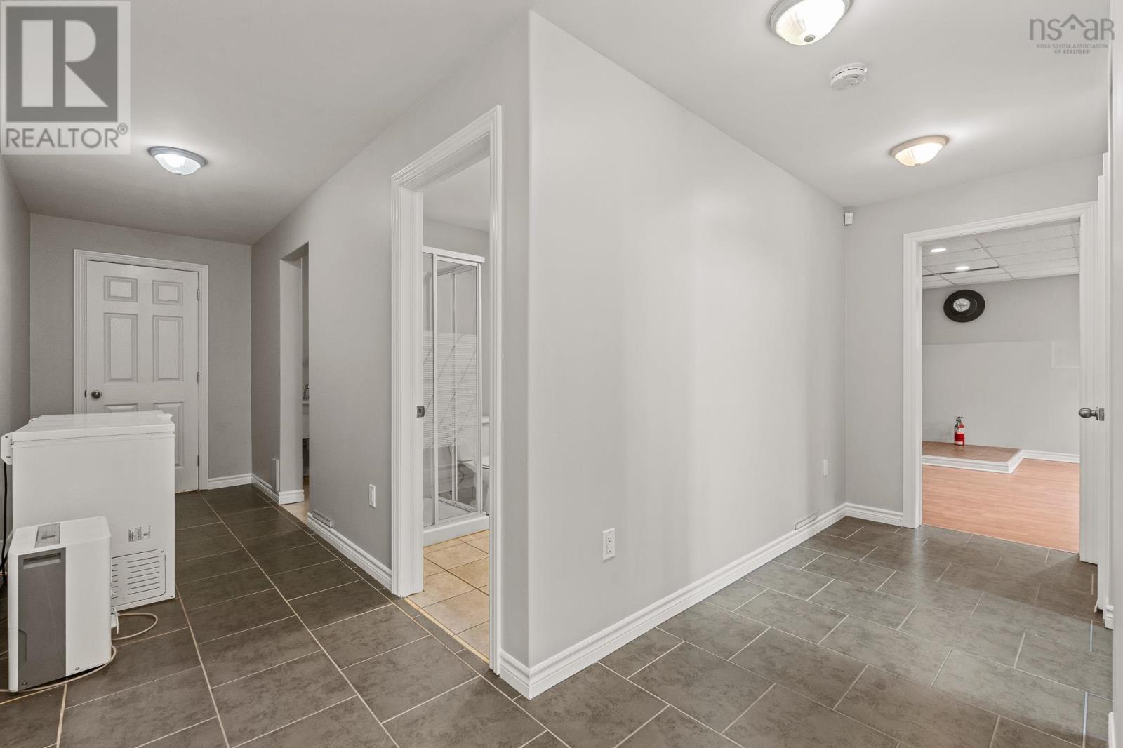 12 Loriann Drive photo 35