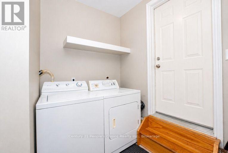 670 Macbeth Heights, Mississauga, Ontario  L5W 1E5 - Photo 17 - W13690838