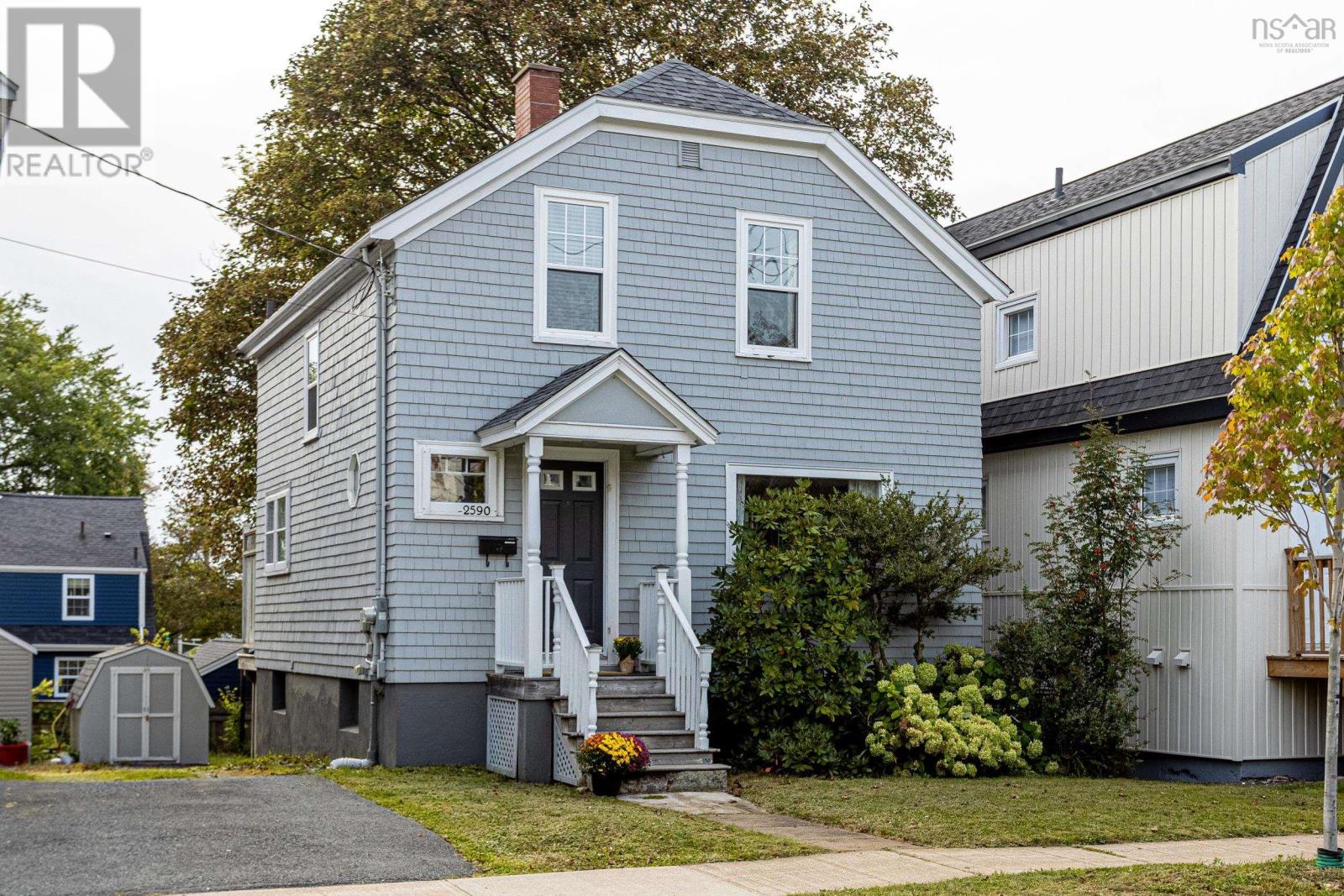 2590 Poplar Street, Halifax, Nova Scotia  B3L 2Y8 - Photo 1 - 202622984