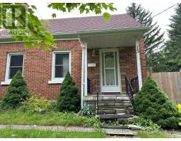 15 BEVERLEY STREET, Waterloo, Ontario