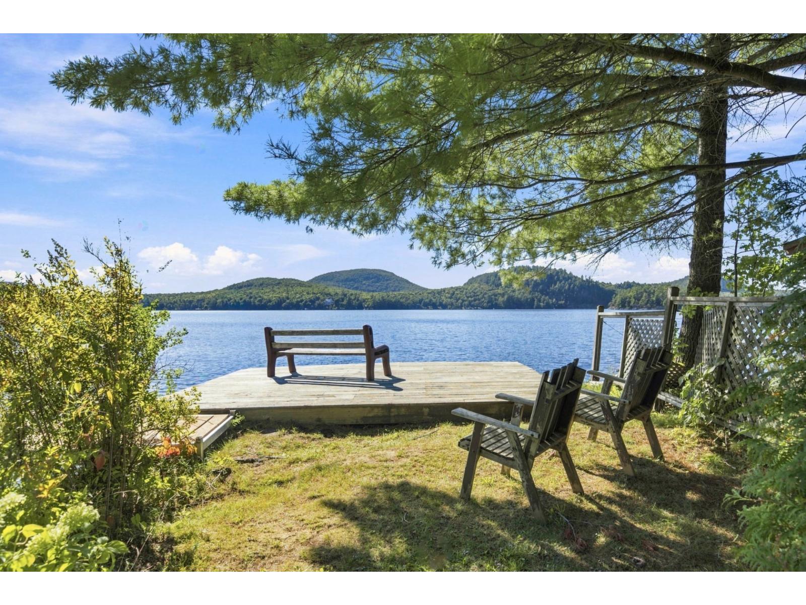 1050 Ch. Marois Saint-Denis-de-Brompton Quebec Canada J0B2P0 2