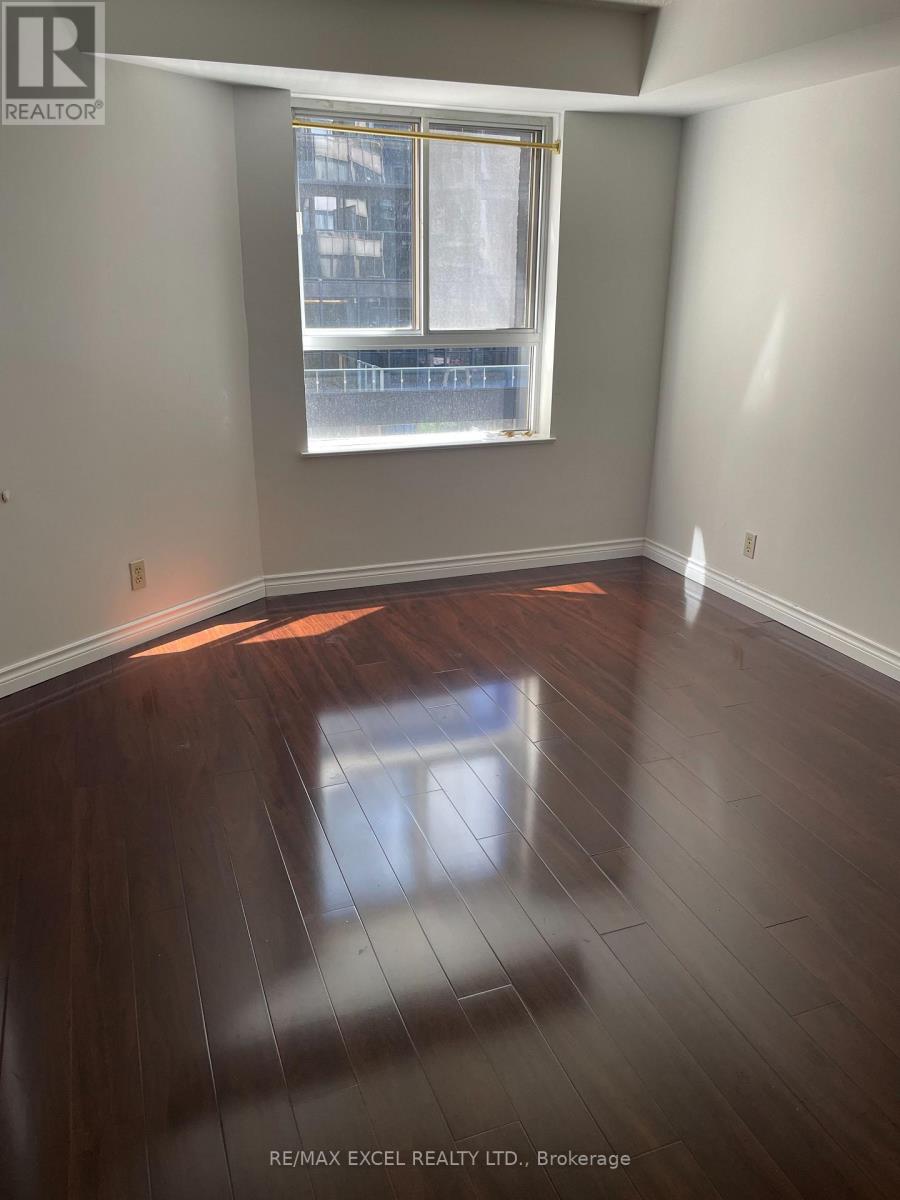 714 - 711 Bay Street, Toronto, Ontario  M5G 2J8 - Photo 4 - C13707344