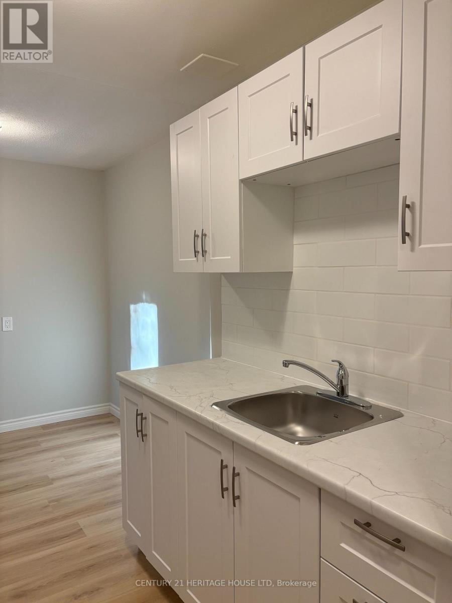 104 - 31 Parkside Drive, St. Thomas, Ontario  N5R 3V1 - Photo 3 - X13735366