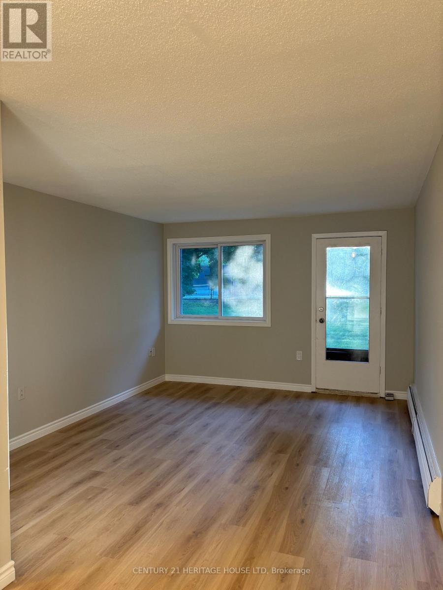 104 - 31 Parkside Drive, St. Thomas, Ontario  N5R 3V1 - Photo 5 - X13735366