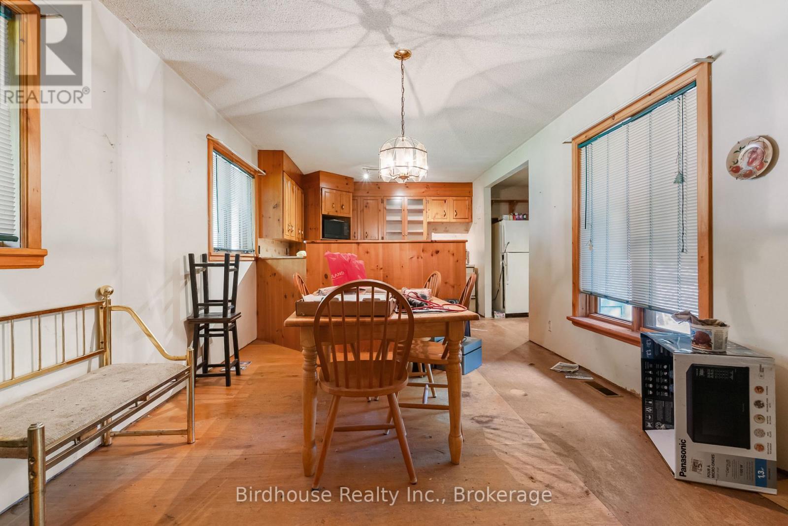 79 Honeysuckle Road, Kawartha Lakes (Laxton/digby/longford), Ontario  K0M 2B0 - Photo 12 - X13771300