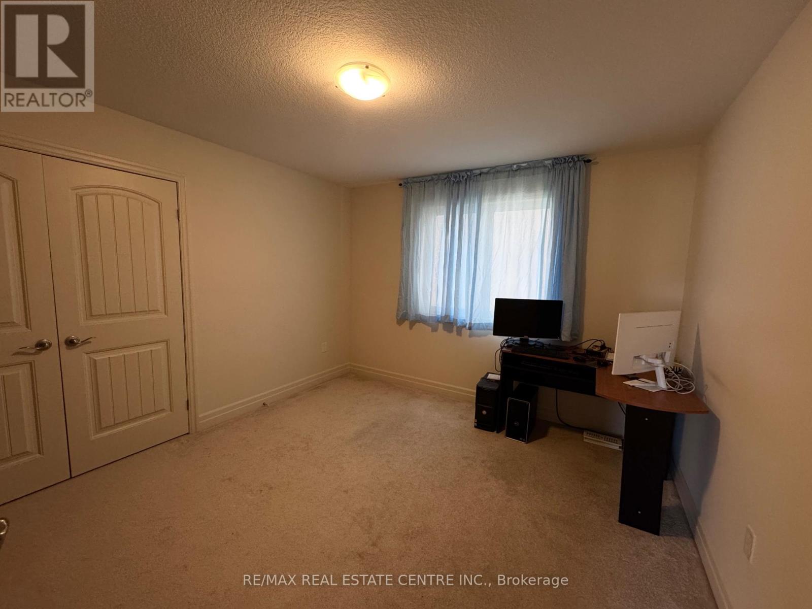 32 HODGSON DRIVE photo 15