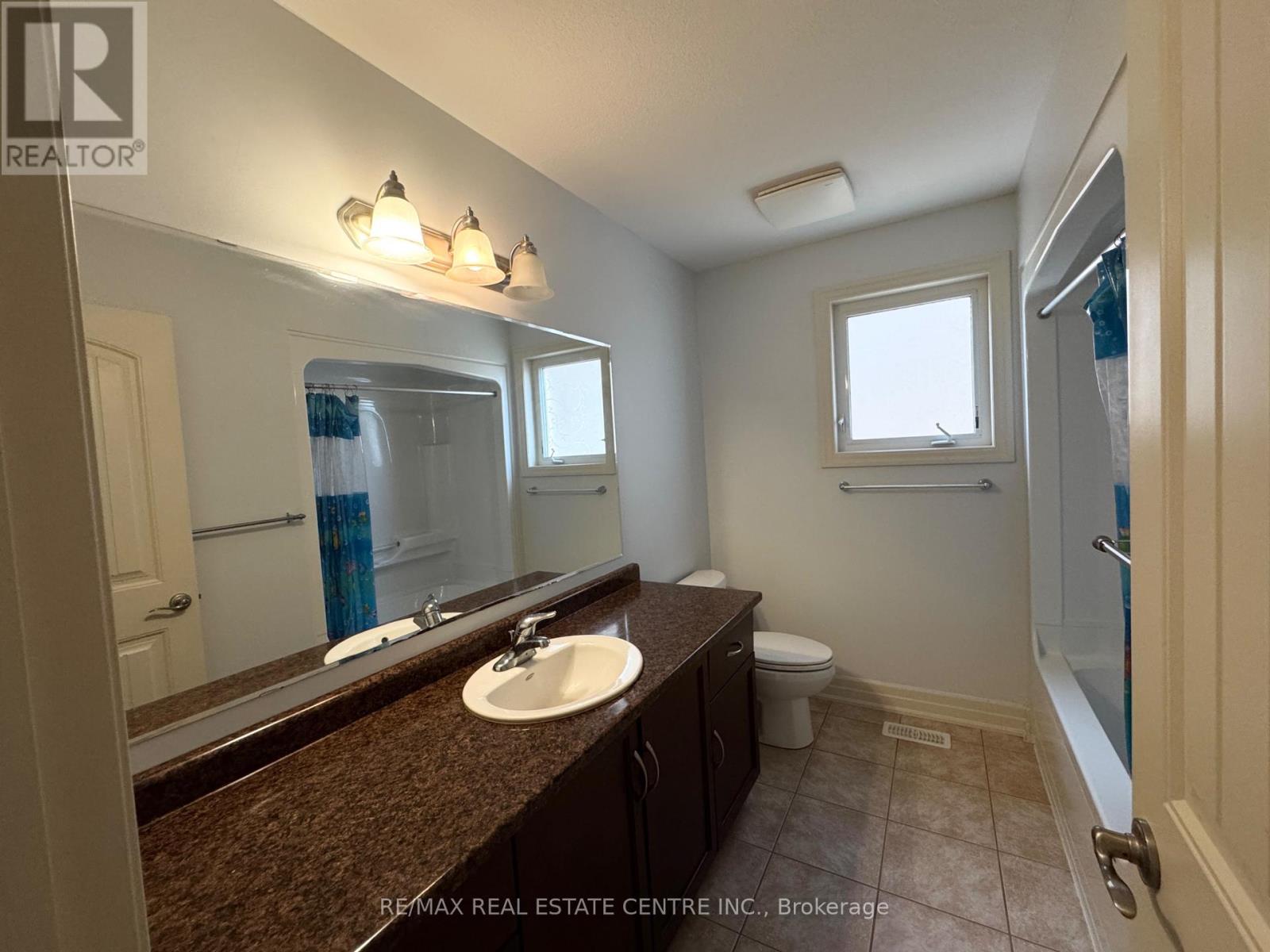 32 HODGSON DRIVE photo 23
