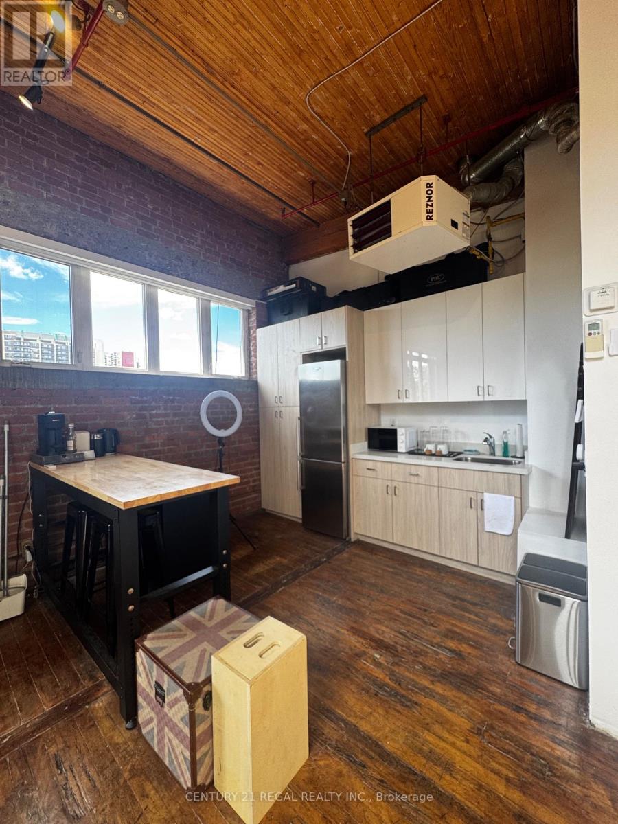 306 - 77 Florence Street, Toronto, Ontario M6K 1P4 - Photo 3 - C13771000