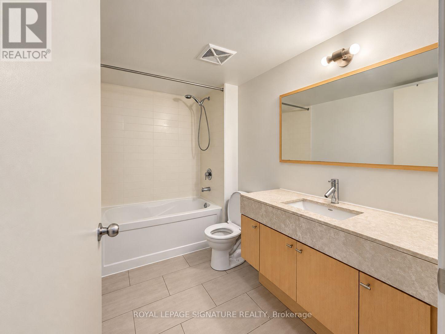 1809 - 126 Simcoe Street, Toronto, Ontario M5H 4E6 - Photo 10 - C13771082