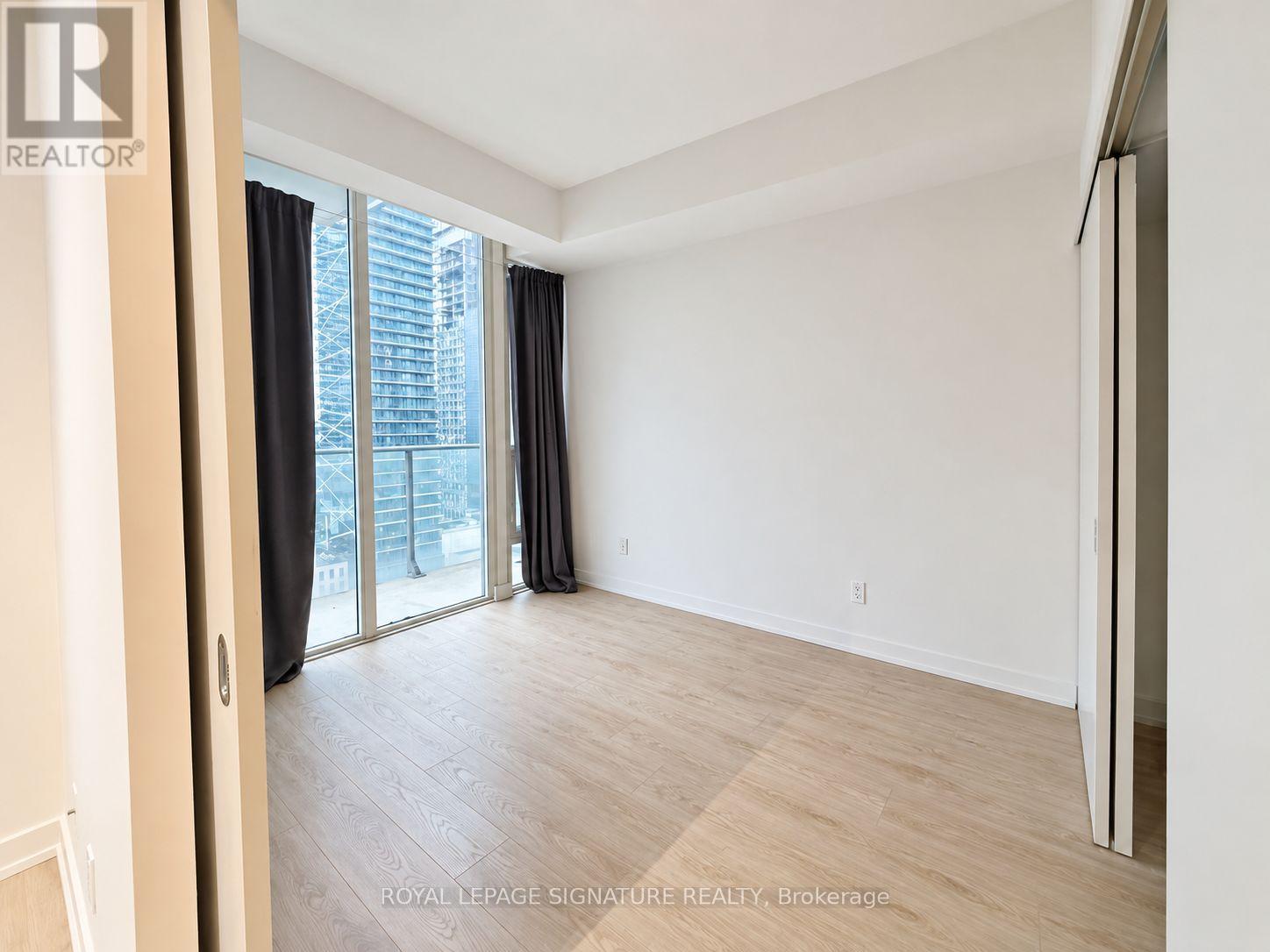 1809 - 126 Simcoe Street, Toronto, Ontario M5H 4E6 - Photo 8 - C13771082