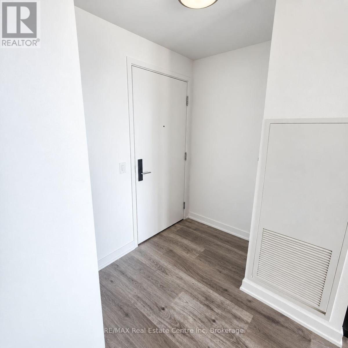 328 - 285 Dufferin Street, Toronto, Ontario  M6K 0J2 - Photo 5 - W13771332