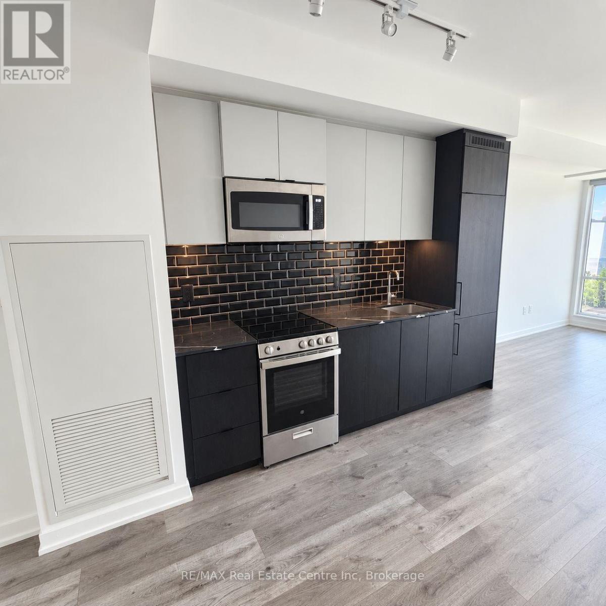 328 - 285 Dufferin Street, Toronto, Ontario  M6K 0J2 - Photo 7 - W13771332