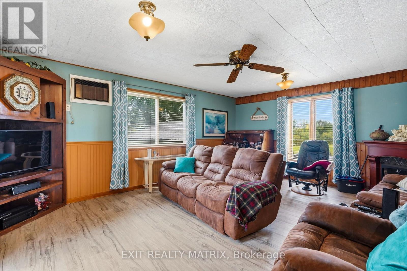 22215 Laggan-Glenelg Road, North Glengarry, Ontario  K0B 1E0 - Photo 12 - X13771074