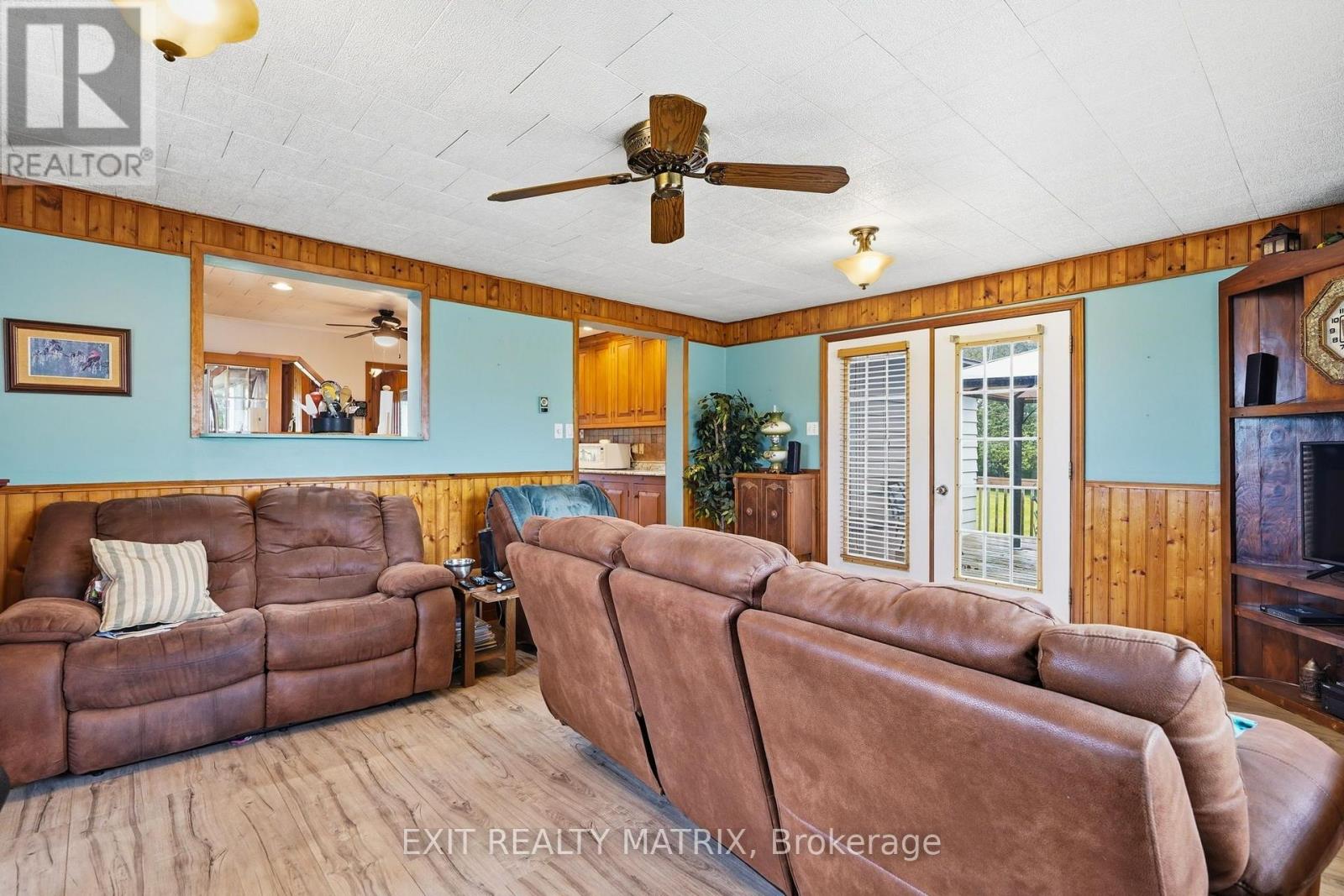 22215 Laggan-Glenelg Road, North Glengarry, Ontario  K0B 1E0 - Photo 14 - X13771074