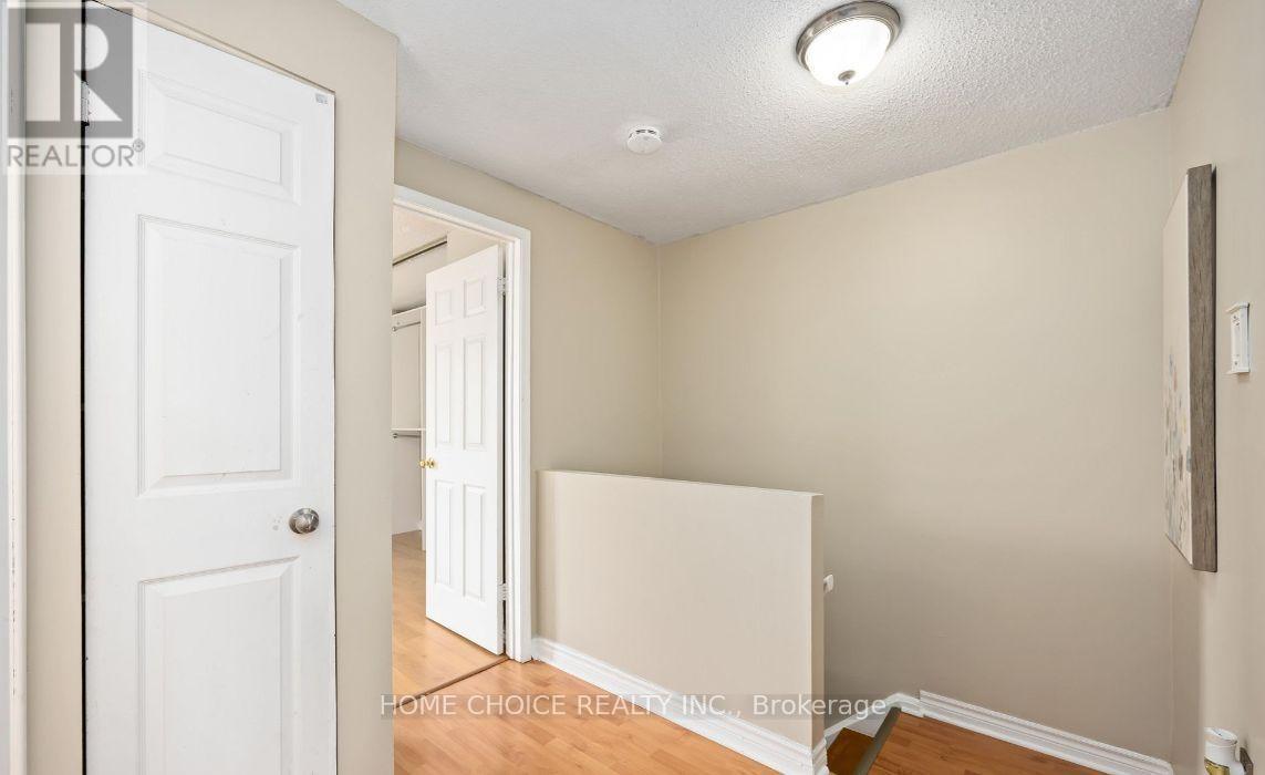 31 - 611 Galahad Drive, Oshawa, Ontario  L1K 1M1 - Photo 9 - E13770982