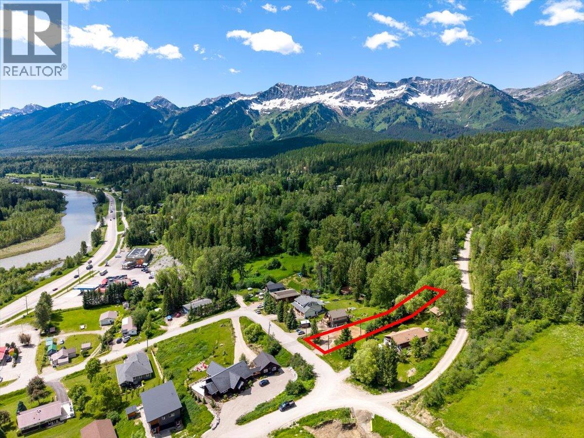 118 Sparling Road, Fernie, British Columbia  V0B 1M1 - Photo 6 - 10397481
