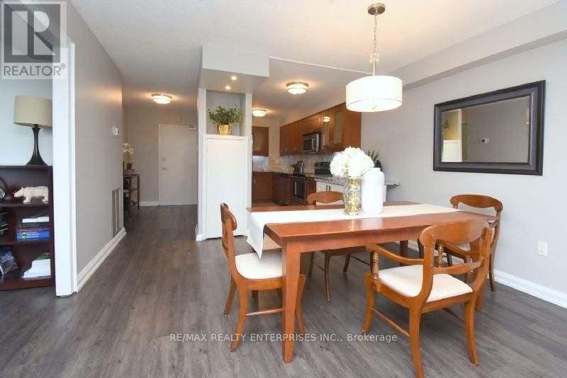 #709 - 965 INVERHOUSE DRIVE Mississauga (Clarkson) Ontario Canada L5J4B4 5
