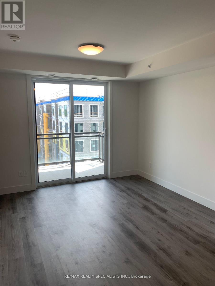 611 - 103 Roger Street, Waterloo, Ontario N2J 1A4 - Photo 2 - X13728496