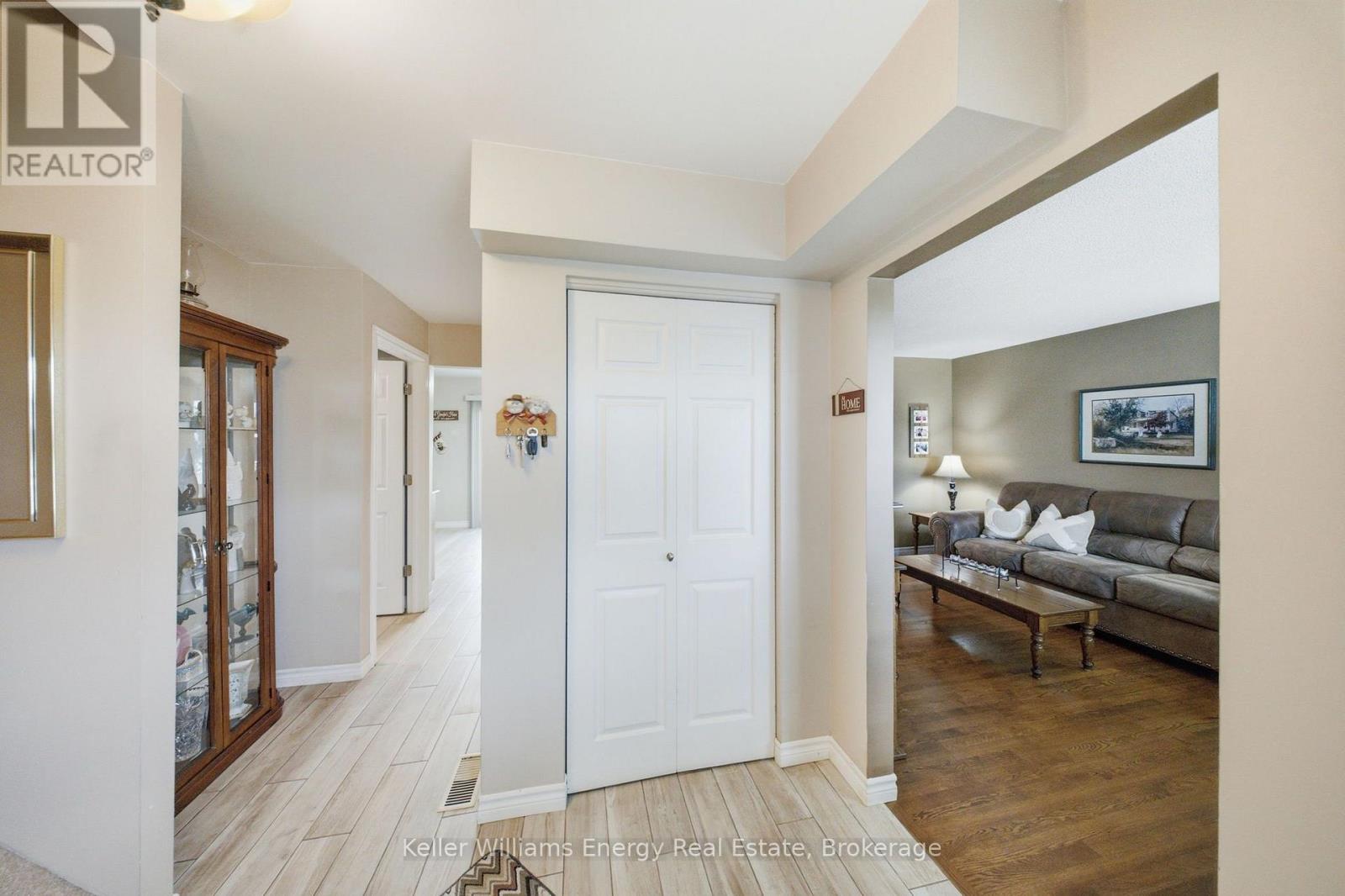216 Gallagher Street, Peterborough (Northcrest Ward 5), Ontario  K9H 5P5 - Photo 6 - X13771570