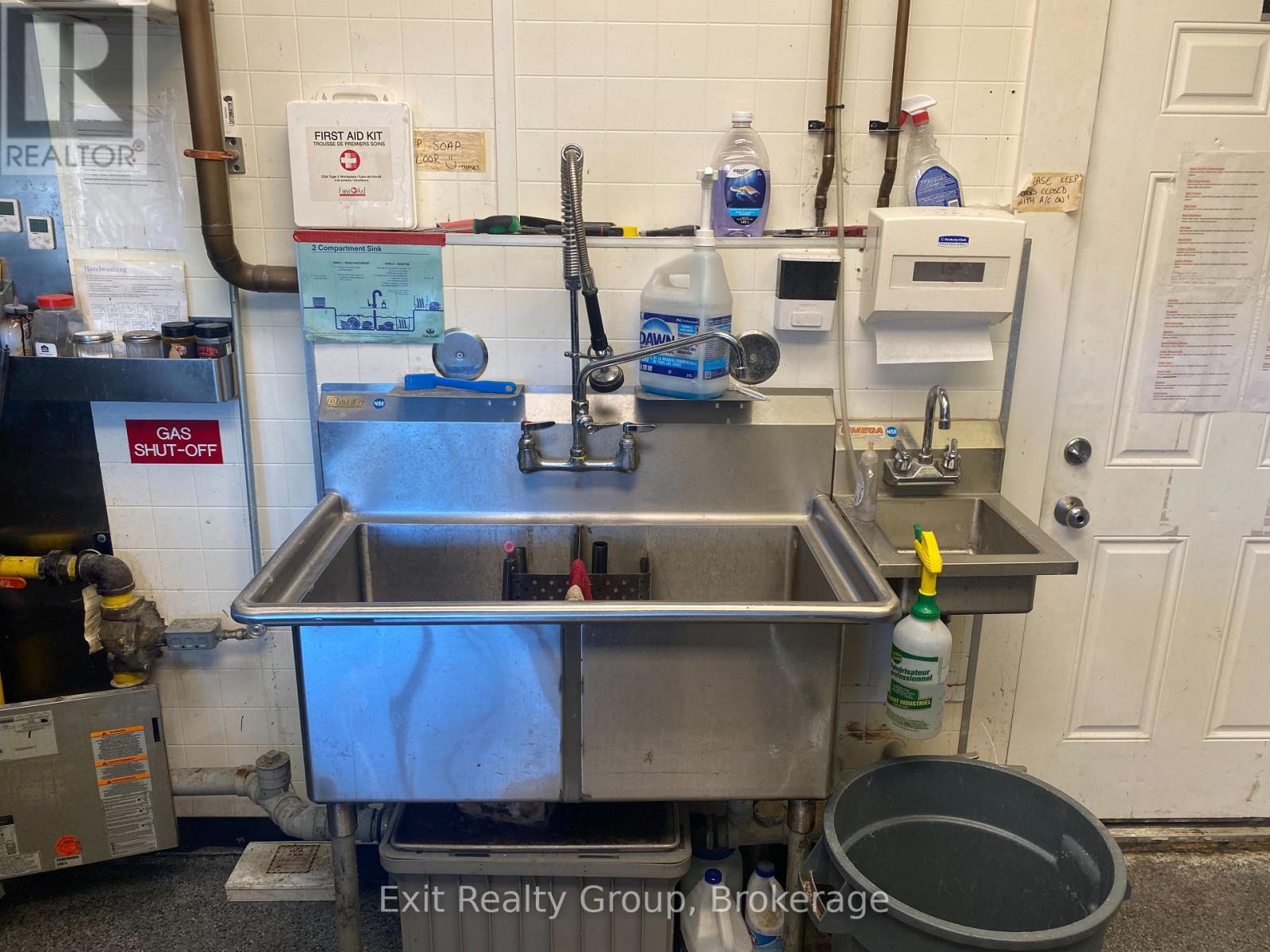 Unit 4 - 391 Dundas Street W, Quinte West (Trenton Ward), Ontario  K8V 3S4 - Photo 4 - X13771804