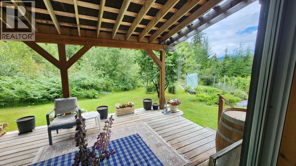 8470 Red Mountain Road, Silverton, British Columbia  V0G 1S0 - Photo 16 - 10393154