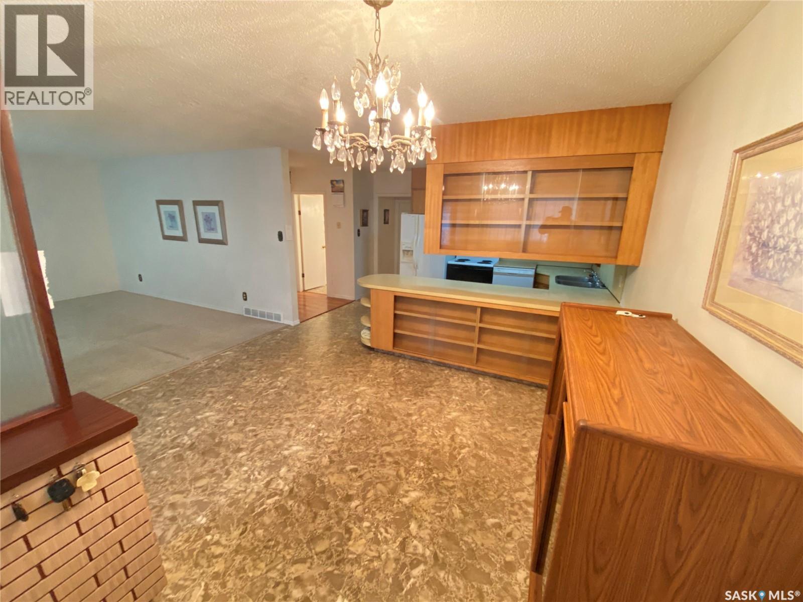 25 Barbour Avenue, Yorkton, Saskatchewan  S3N 2H6 - Photo 5 - SK047935