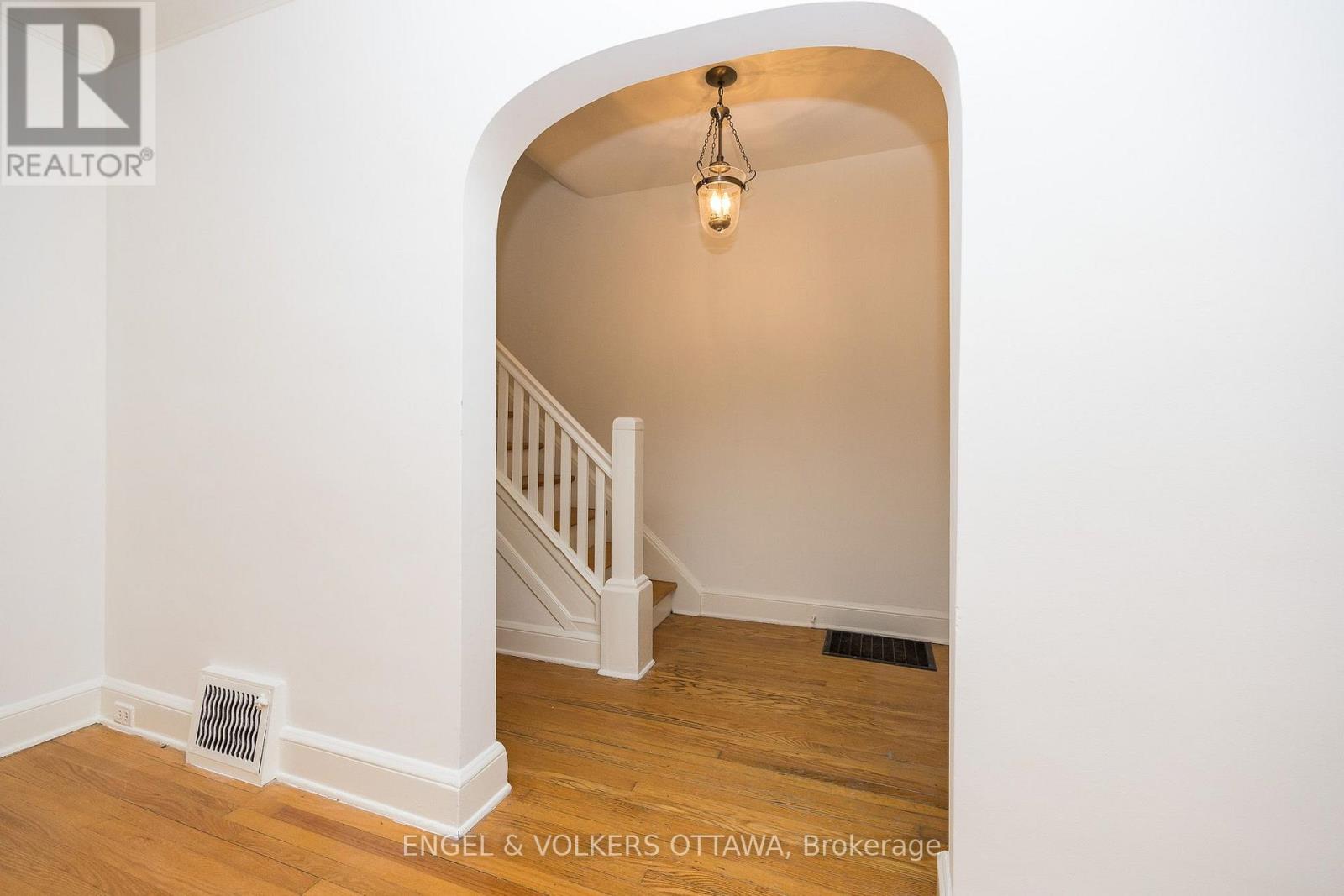 49 Geneva Street, Ottawa, Ontario  K1Y 3N6 - Photo 5 - X13771808