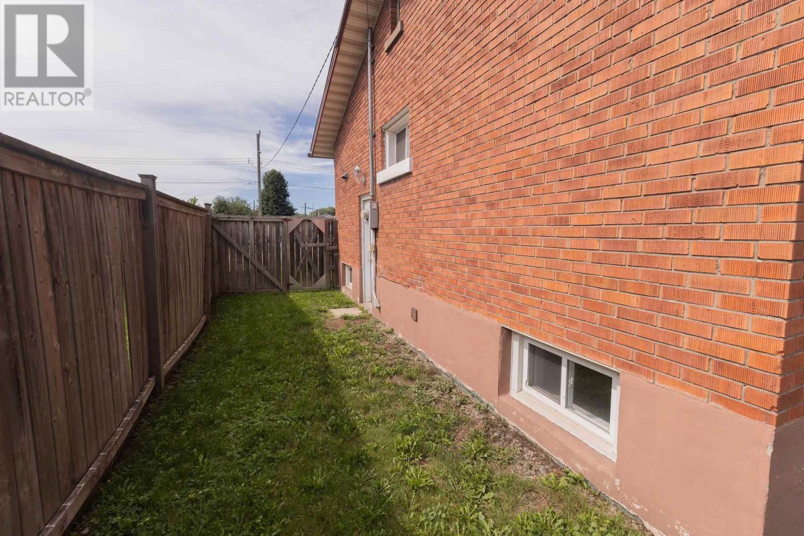124 Mcfadden Ave, Sault Ste. Marie, Ontario  P6C 4T2 - Photo 42 - SM262458
