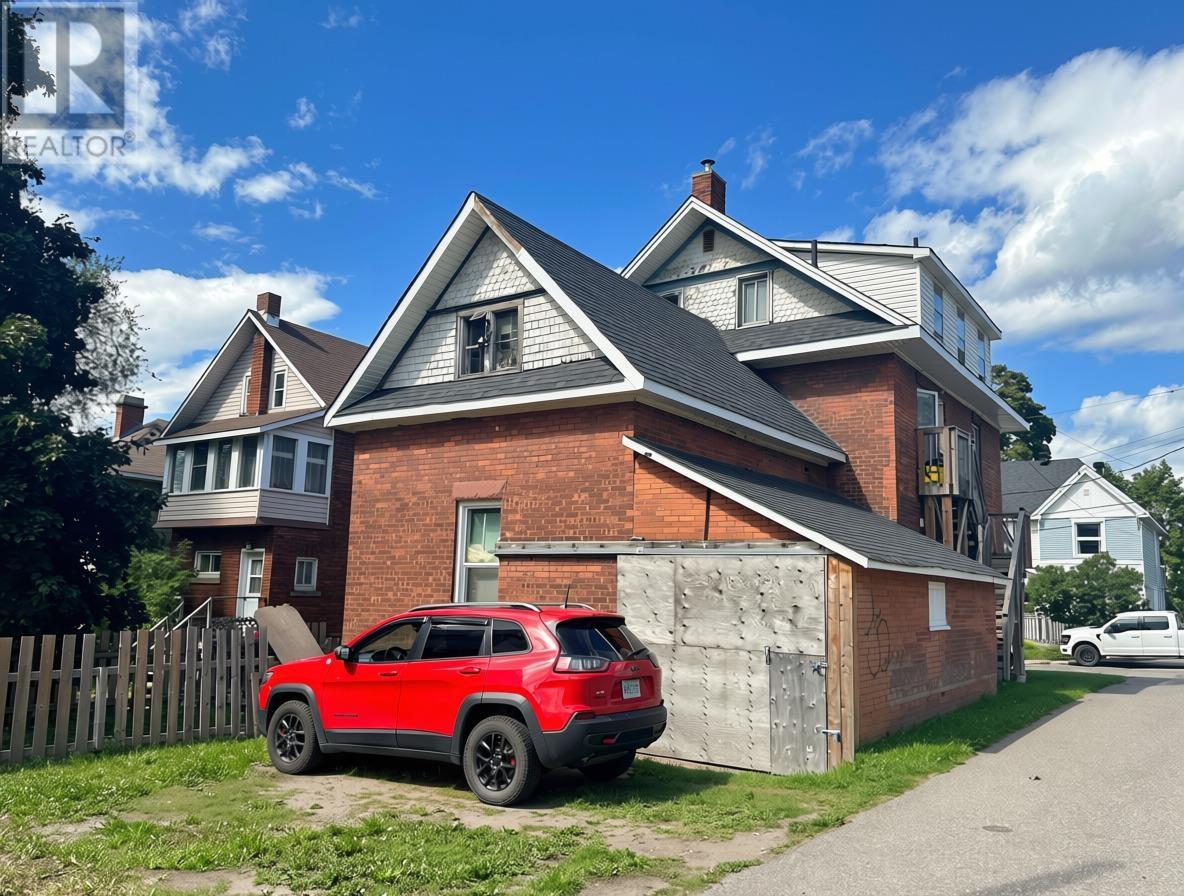178 Mcdougald St, Sault Ste. Marie, Ontario  P6A 3A8 - Photo 10 - SM262502