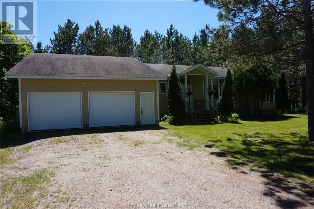 497 North Channel Road, Noelville, Ontario  P0M 2N0 - Photo 2 - 2130310