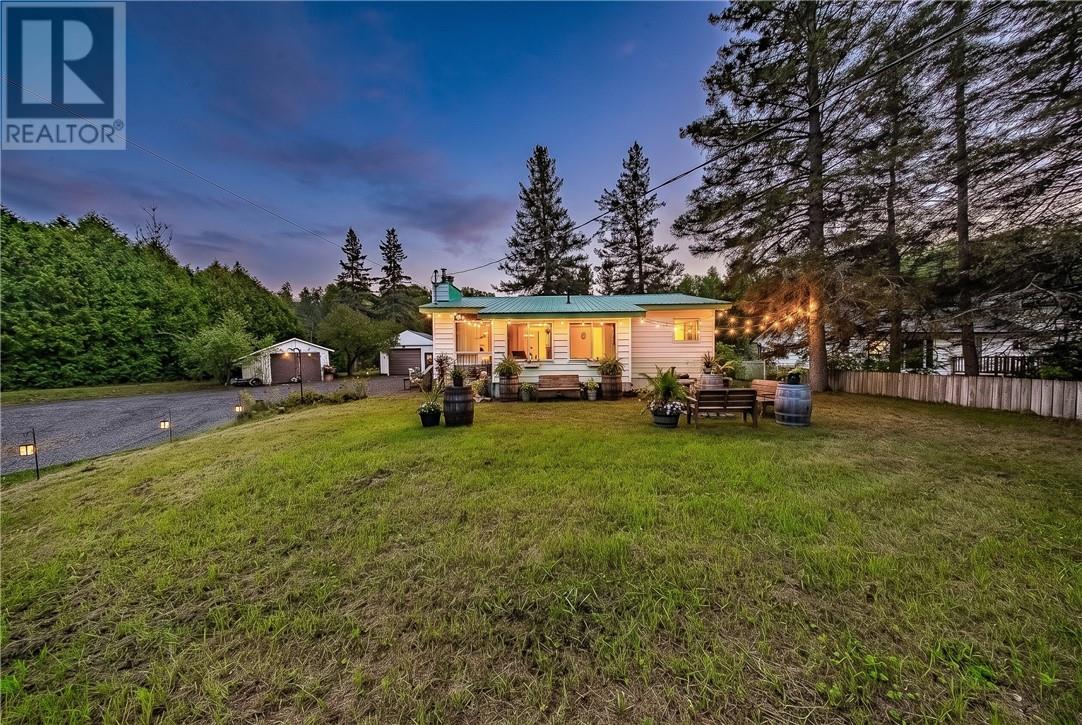 54 Whippoorwill, Estaire, Ontario  P3E 4N1 - Photo 2 - 2130292
