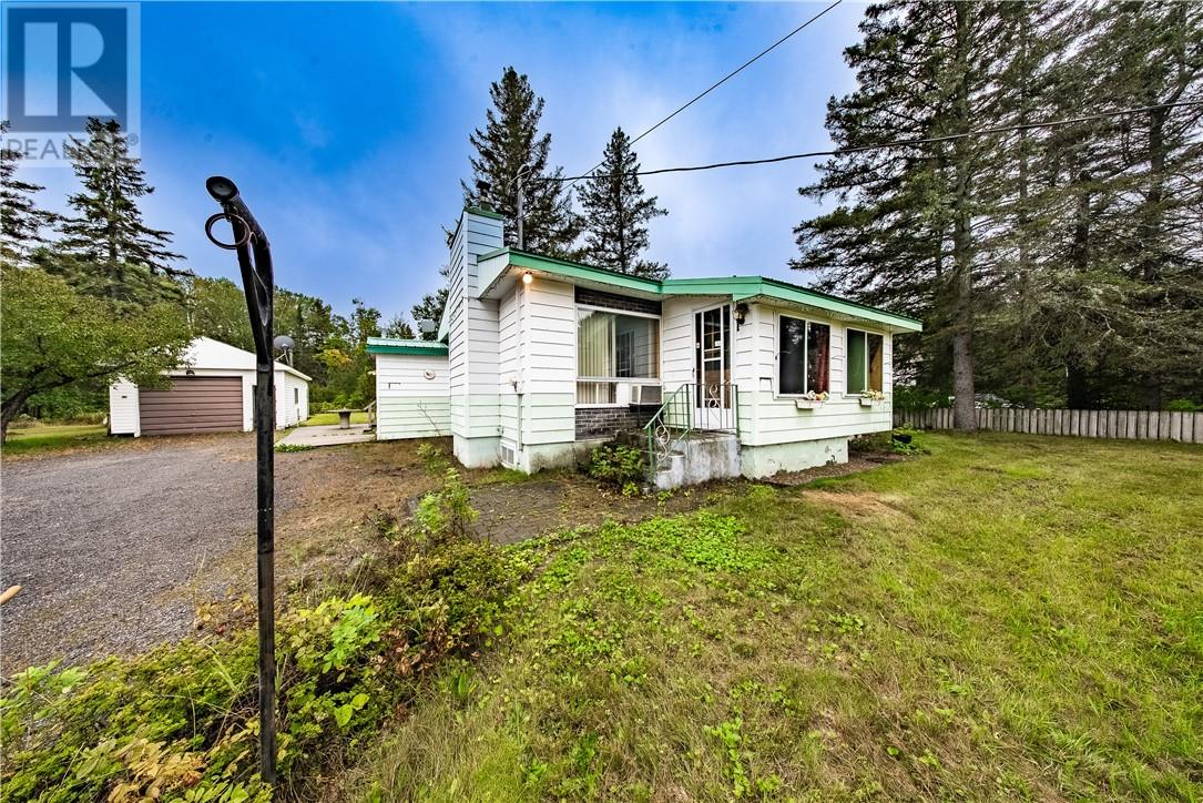 54 Whippoorwill, Estaire, Ontario  P3E 4N1 - Photo 38 - 2130292