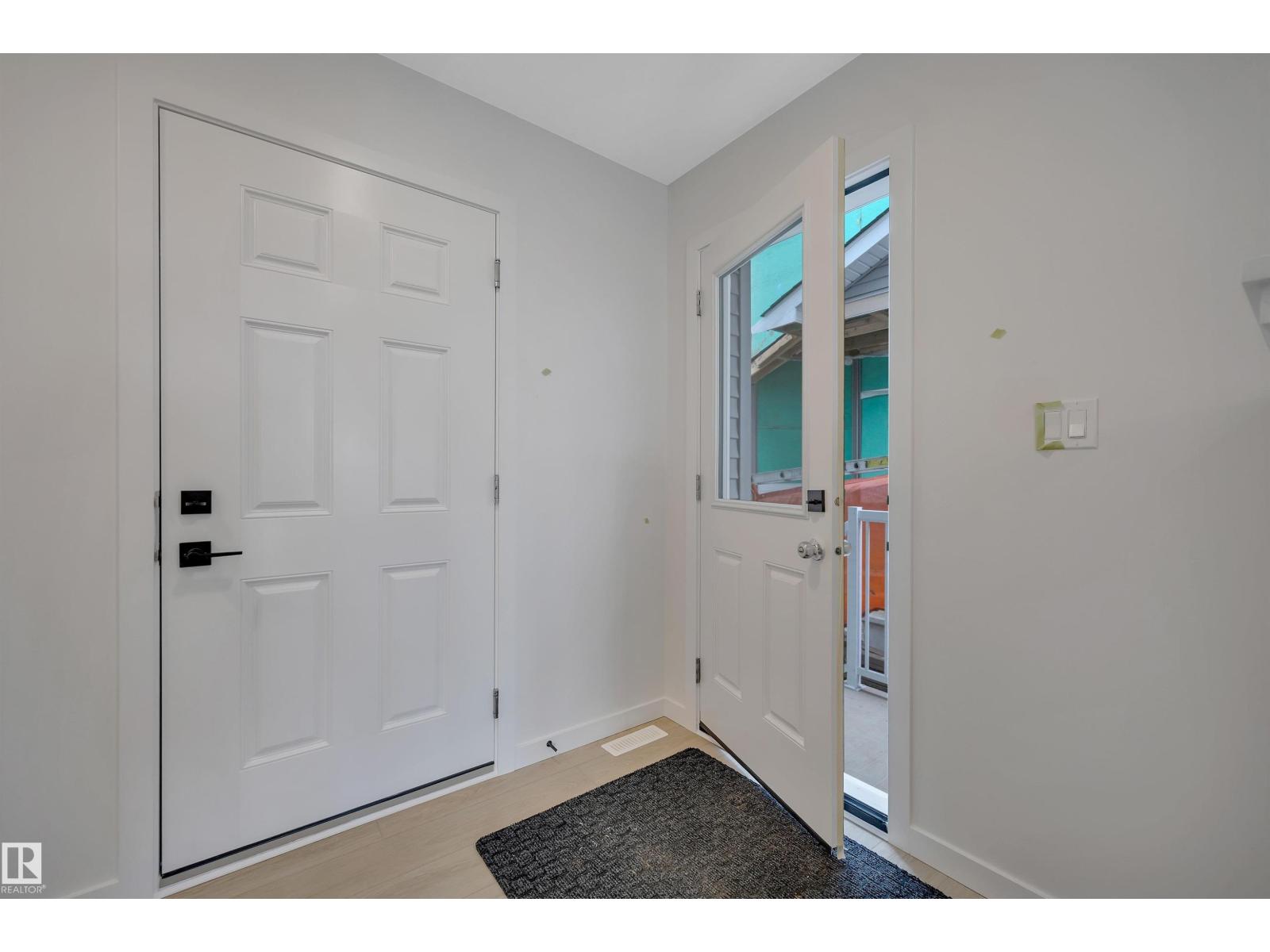 710 22 St Sw, Edmonton, Alberta  T6X 3M1 - Photo 5 - E4506990