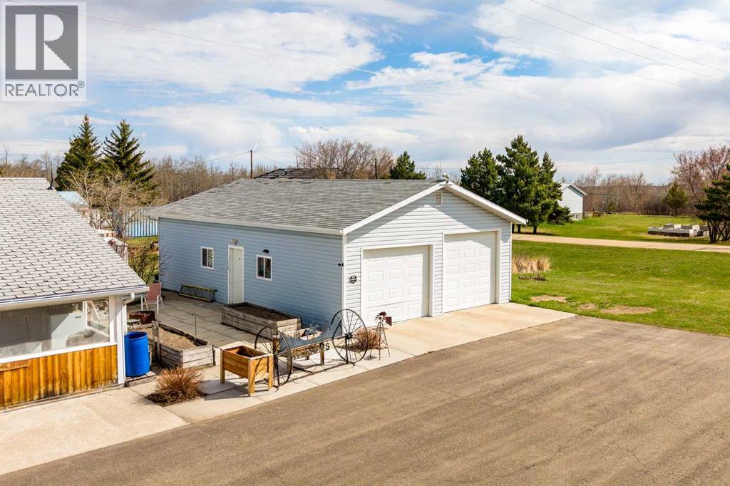 4608 51 Avenue, Czar, Alberta  T0B 0Z0 - Photo 33 - A2310456