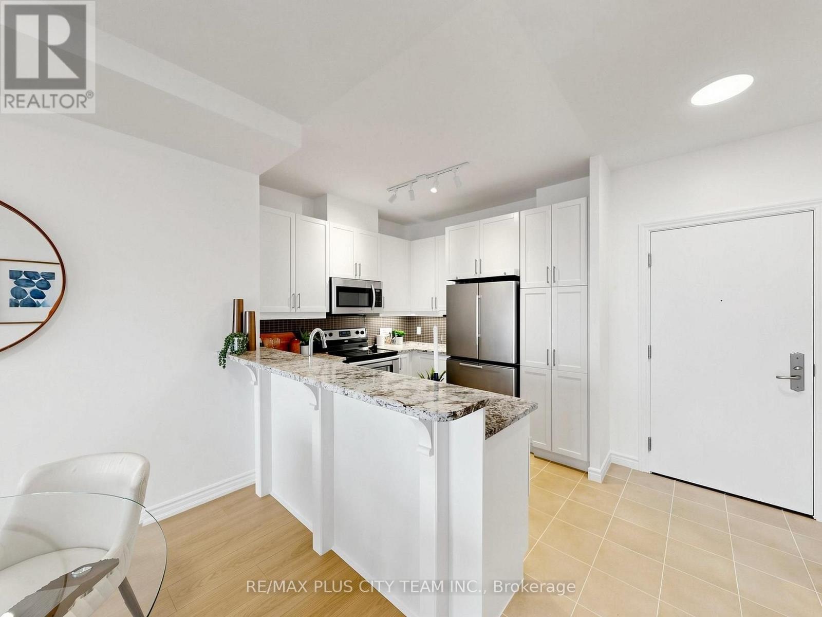 1009 - 1135 Royal York Road, Toronto, Ontario  M9A 0C3 - Photo 11 - W13771774