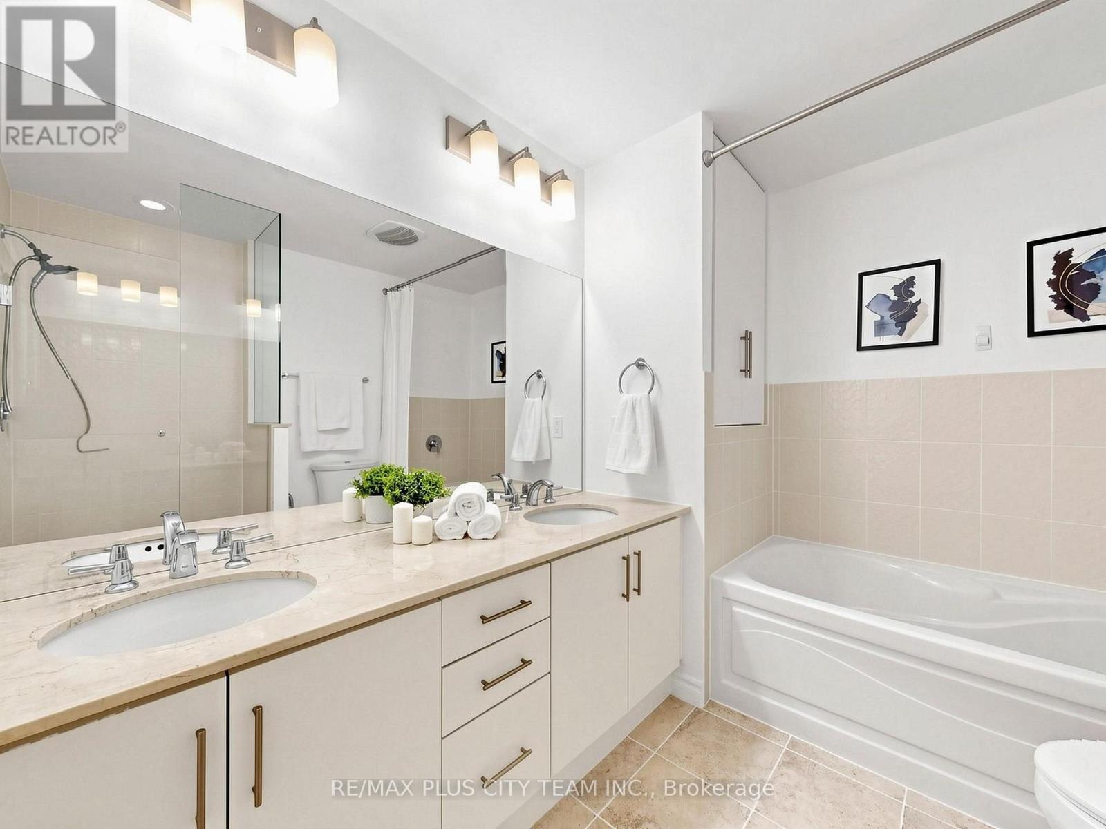 1009 - 1135 Royal York Road, Toronto, Ontario  M9A 0C3 - Photo 18 - W13771774