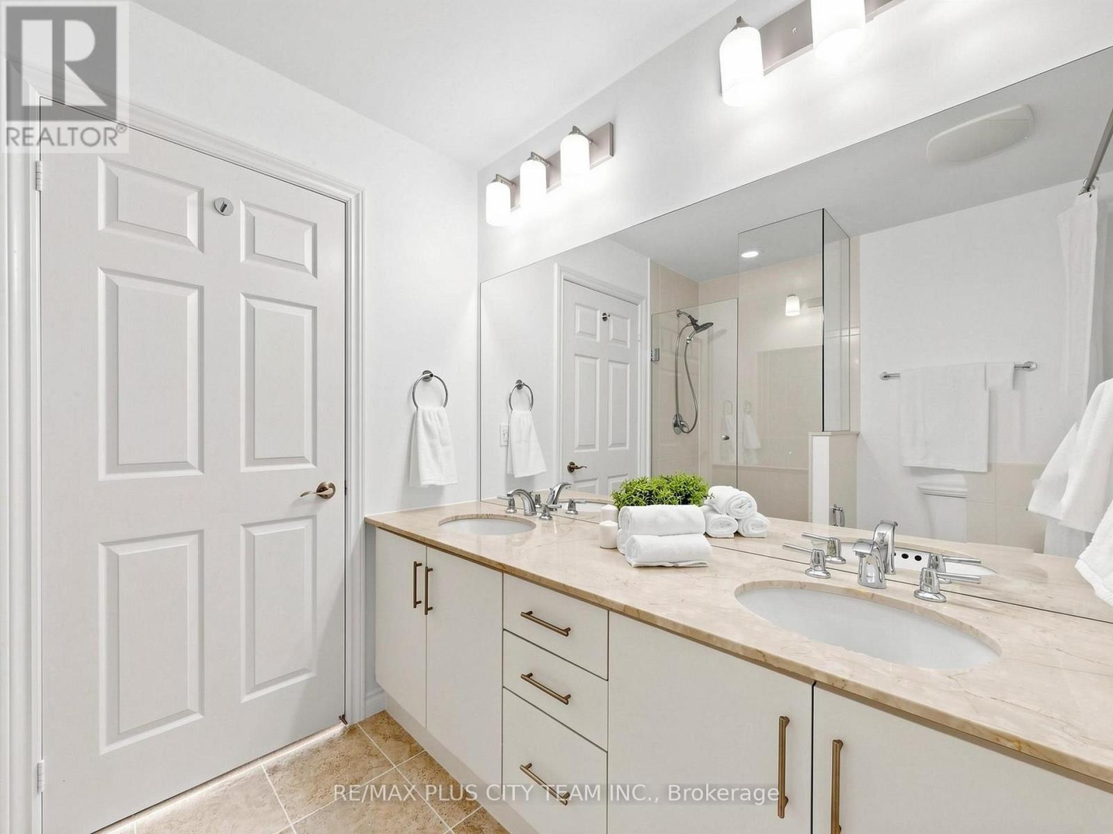 1009 - 1135 Royal York Road, Toronto, Ontario  M9A 0C3 - Photo 19 - W13771774