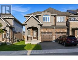 10 LINDEN PARK LANE, Hamilton, Ontario