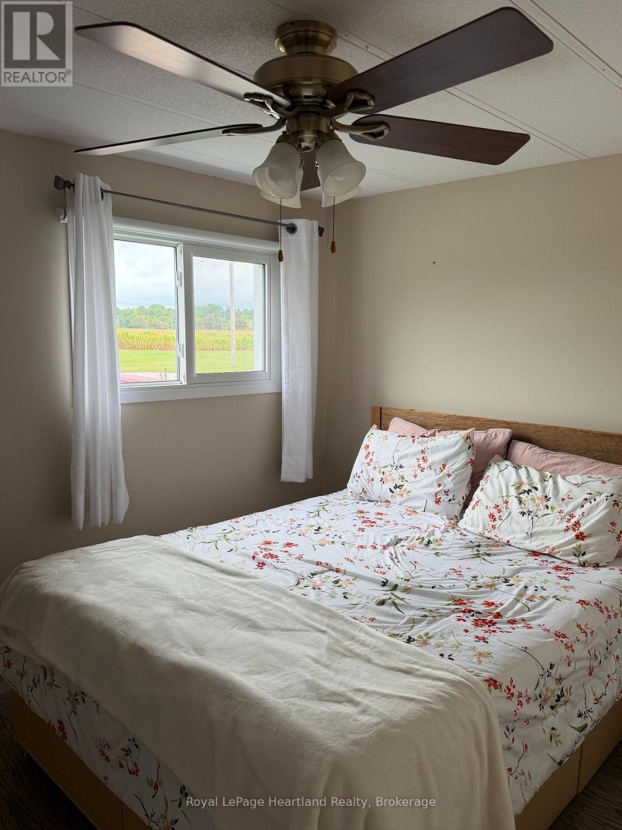 2 Huron Lane, Ashfield-Colborne-Wawanosh, Ontario  N7A 3Y2 - Photo 8 - X13771948