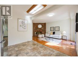77 ROYAL PALM DRIVE, Brampton, Ontario