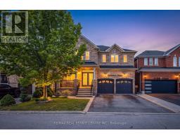 54 LOCKBURN CRESCENT, Brampton, Ontario