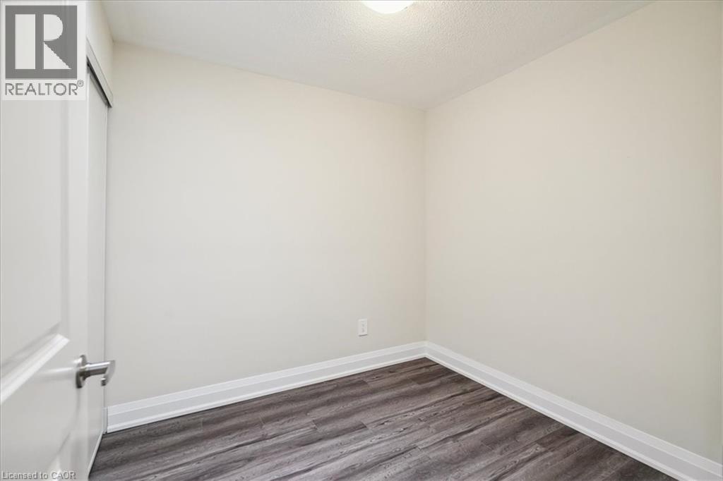 1593 Rose Way Unit# 105, Milton, Ontario  L9T 7E7 - Photo 18 - 40743178