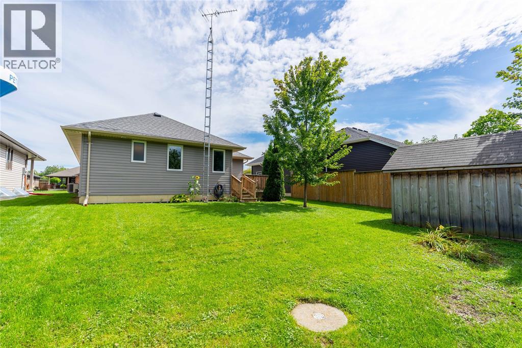 353 Gables Avenue, Enniskillen, Ontario  N0N 1R0 - Photo 28 - 26021746