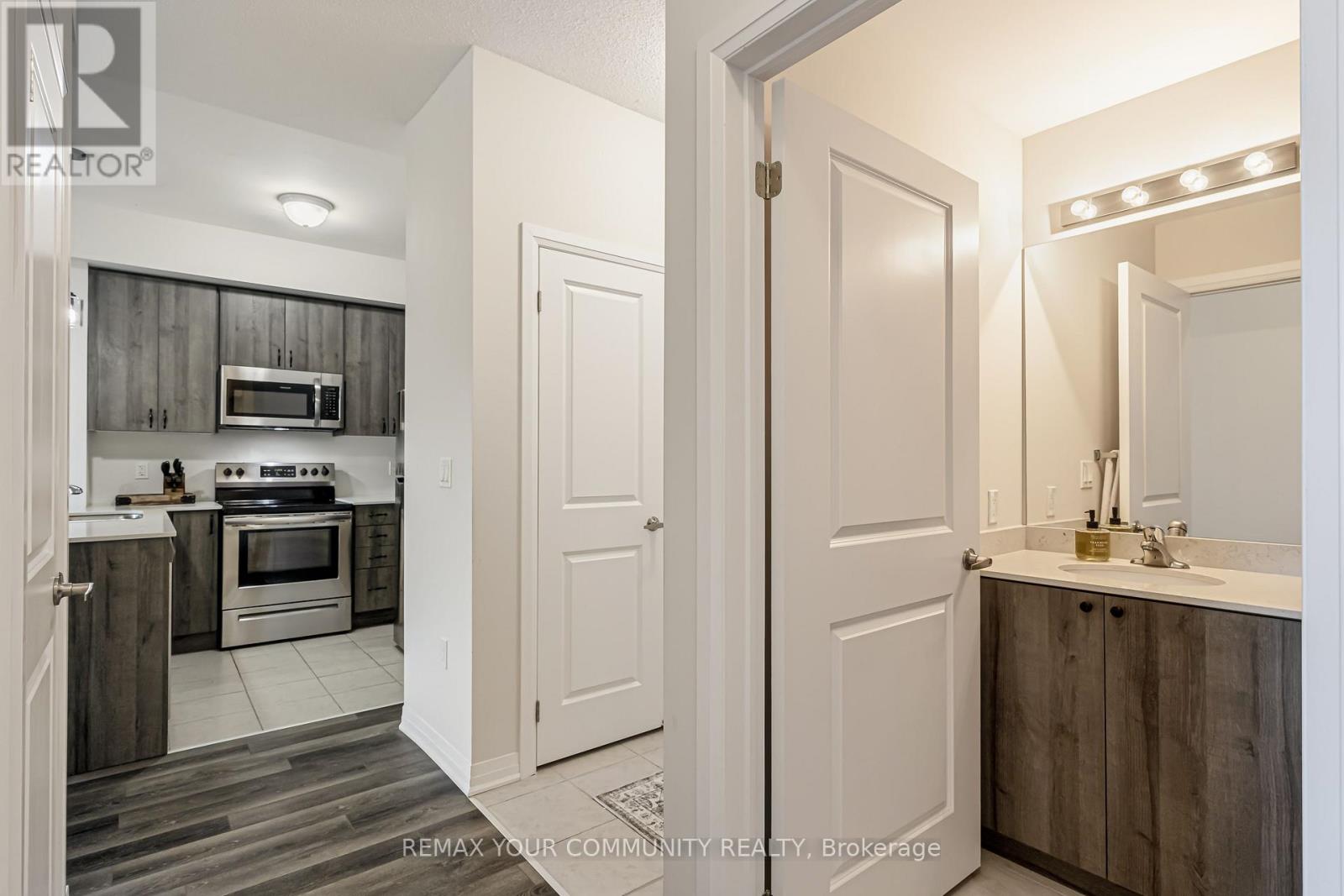 202 - 65 Shipway Avenue, Clarington, Ontario  L1B 0W2 - Photo 7 - E13771526