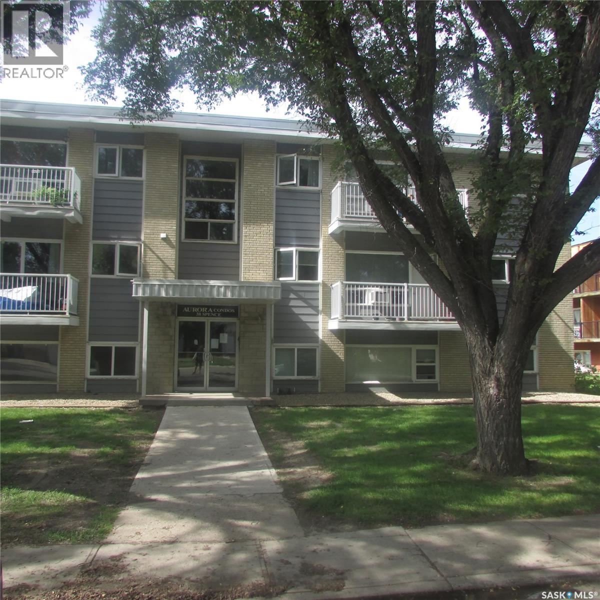 3 38 Spence Street, Regina, Saskatchewan  S4S 4H4 - Photo 1 - SK034073