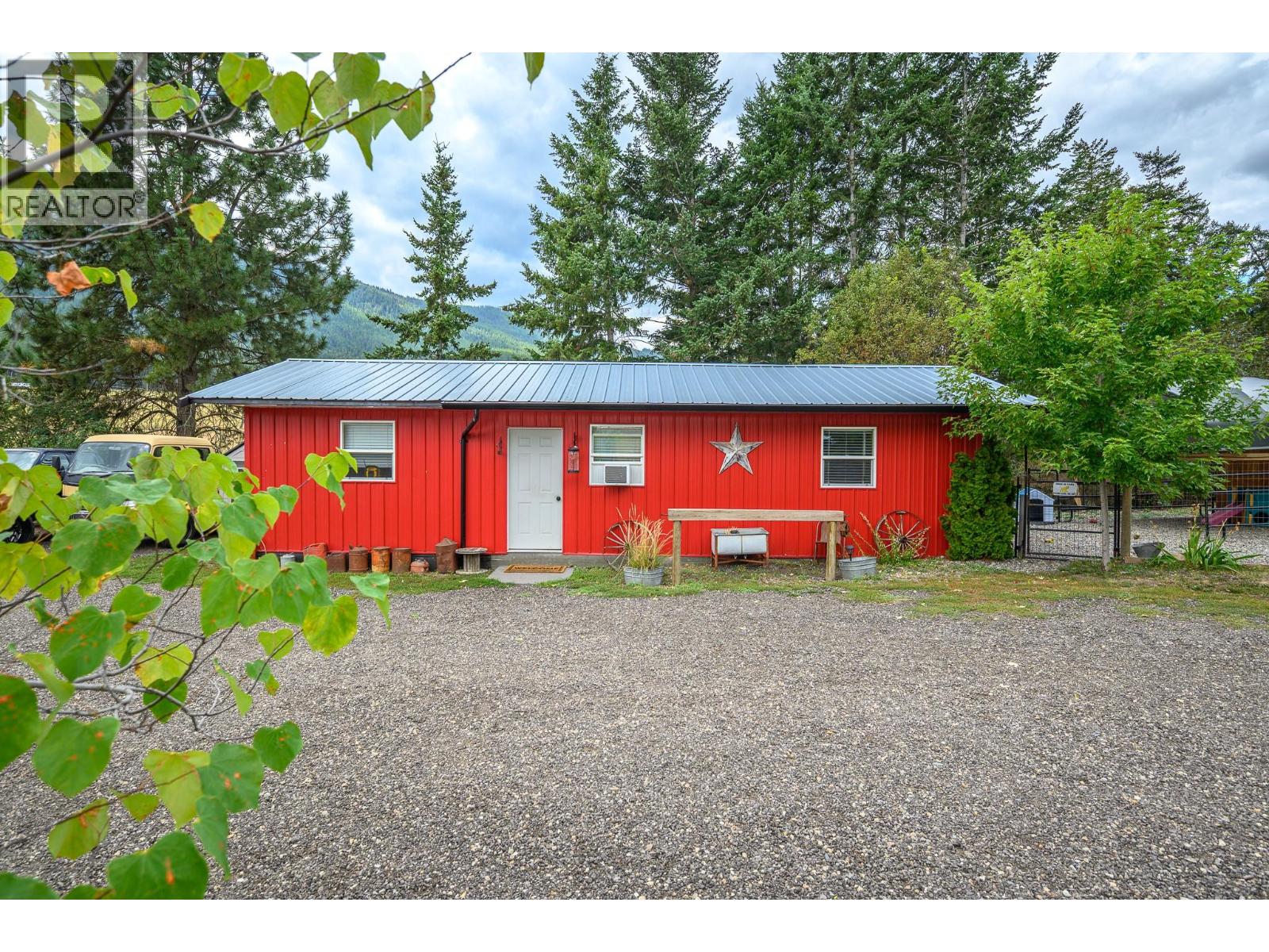 4446 Cedar Hill Road Falkland Photo 47