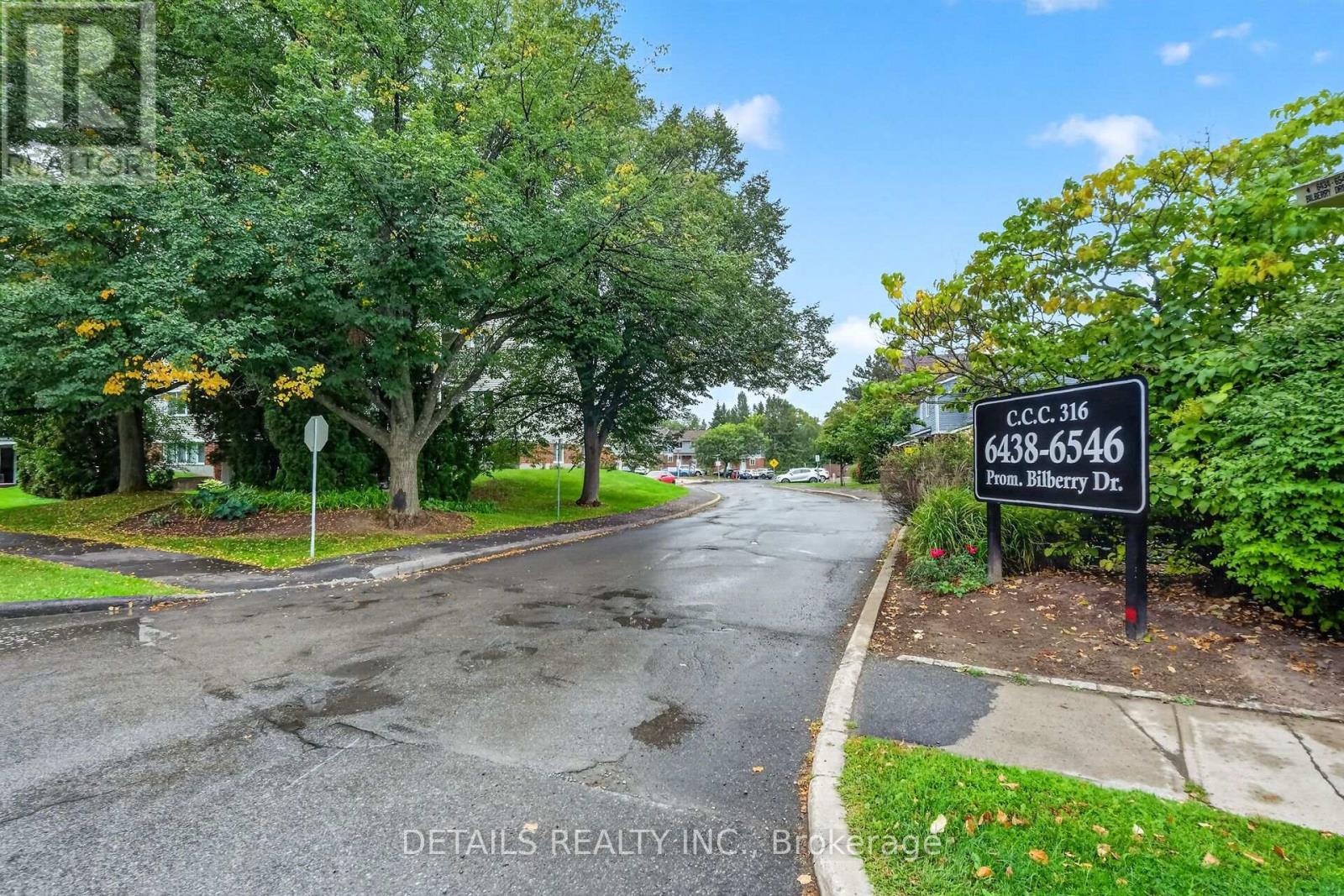 303 - 6532 Bilberry Drive, Ottawa, Ontario